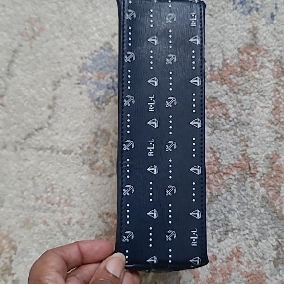 Ralph Lauren cosmetics pouch - Picture 3 of 8